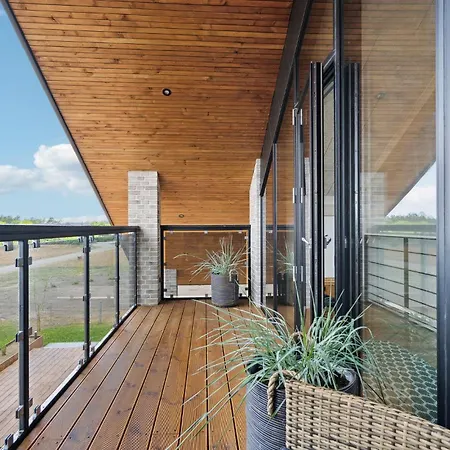 Gorgeous In With Kitchen